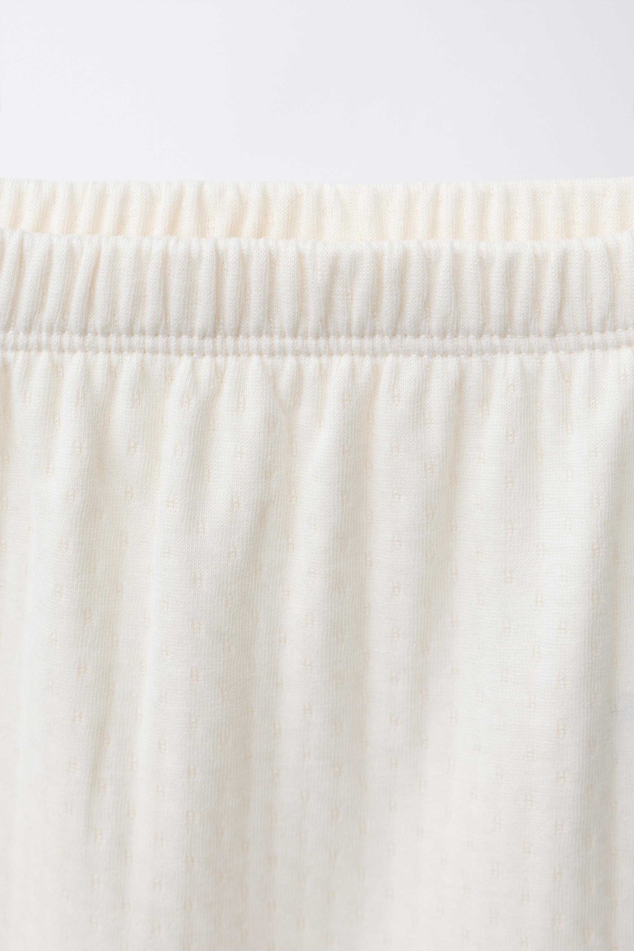 TEXTURED T-SHIRT AND LEGGINGS SET